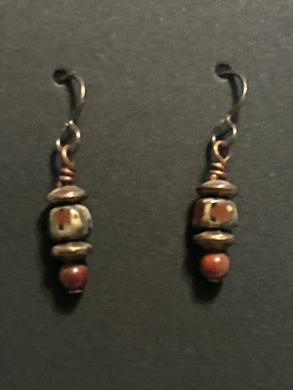 Dangle bead earrings - Picture 5 of 5